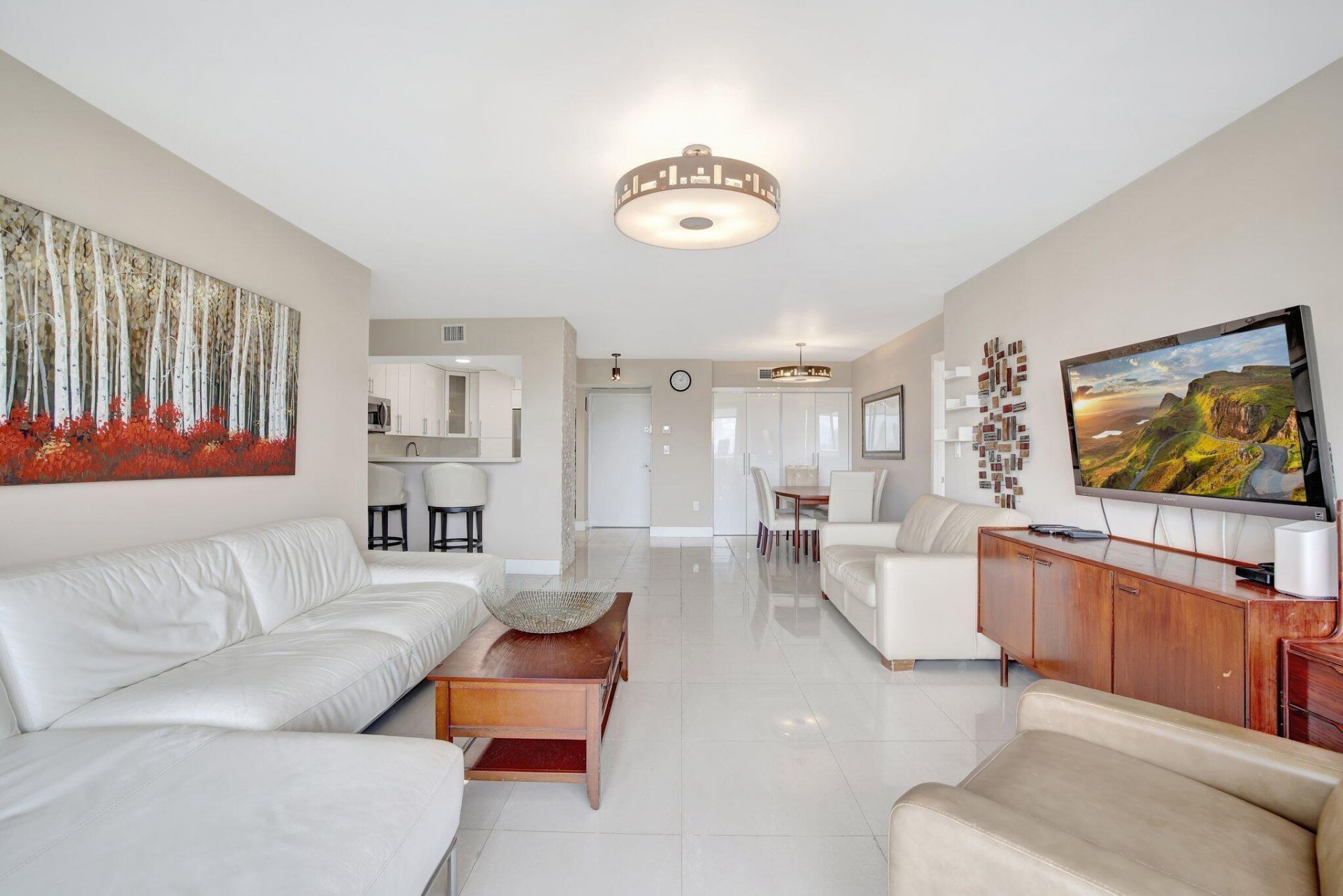 3701 N Country Club Drive, Unit 907, Aventura, FL 33180 Photo