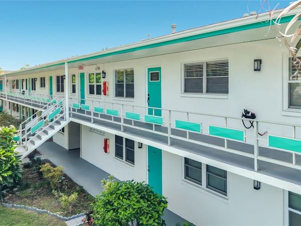 6100 21ST STREET N, Unit 17, ST PETERSBURG, FL 33714