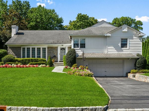 52 Dorchester Road, Scarsdale, NY 10583