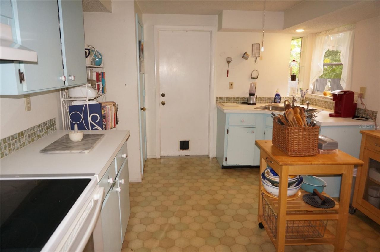 2274 Lakeshore Circle, Port Charlotte, FL 33952 Photo