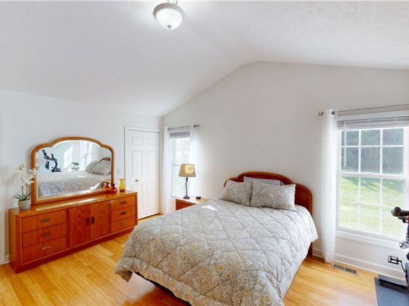 4898 Highland Place Court, Richmond Heights, OH 44143 Photo 18