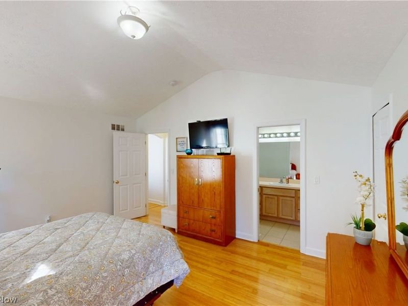 4898 Highland Place Court, Richmond Heights, OH 44143 Photo 20