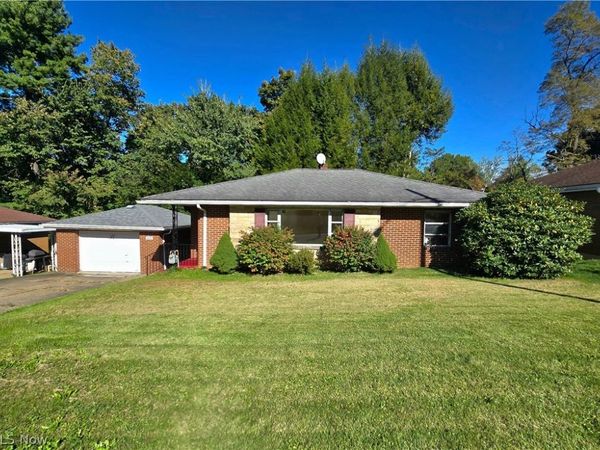 3132 Glendwell Road , Steubenville, OH 43952
