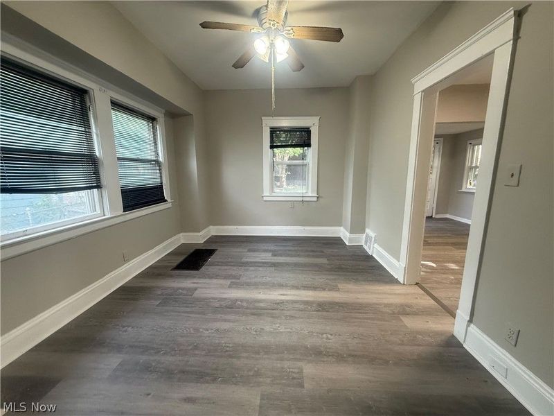 15748 Mandalay Avenue , Cleveland, OH 44110 Photo 4