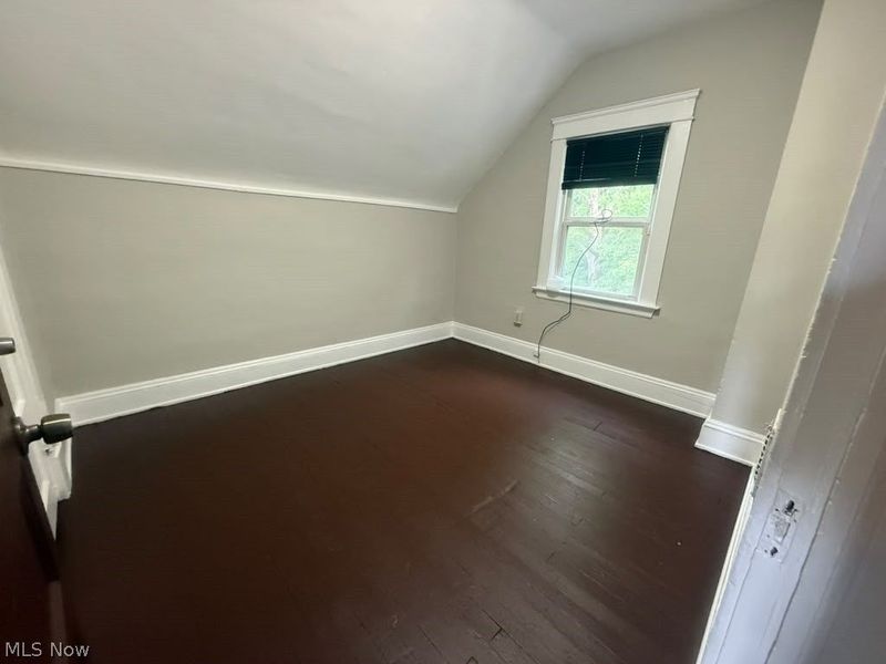 15748 Mandalay Avenue , Cleveland, OH 44110 Photo 8