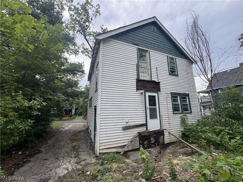 905 E 143rd Street , Cleveland, OH 44110 Photo 18