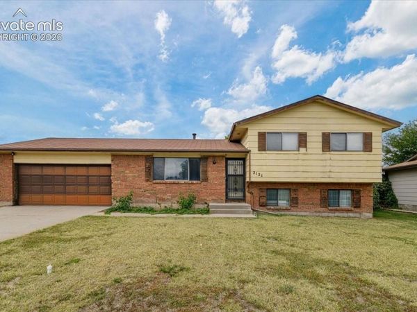 2121 Chautard Drive, Pueblo, CO 81005