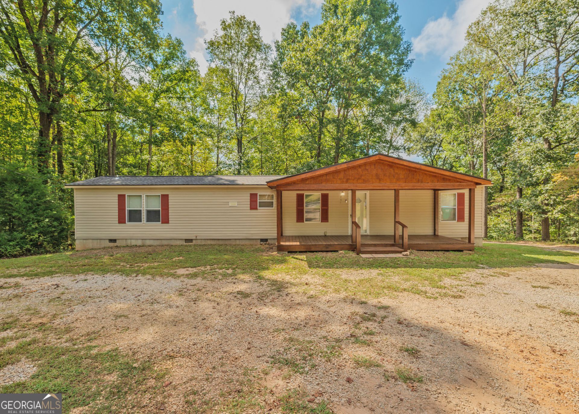 594 Neal Road, Commerce, GA 30530 Main Photo