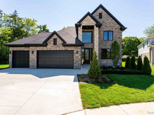 913 Kimberly Court , Troy, Mi 48098