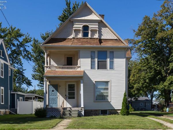 307 Northwest Street, Bellevue, OH 44811