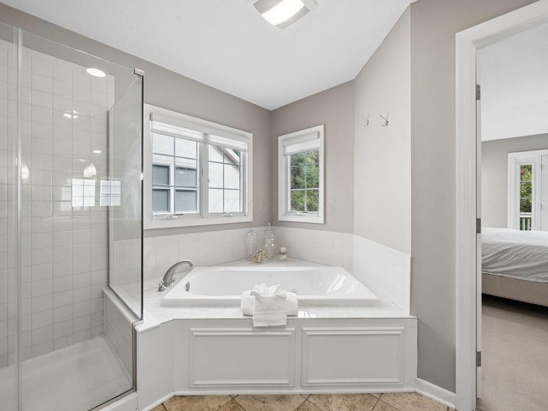 578 Stratshire Lane, Columbus, OH 43230 Photo 26