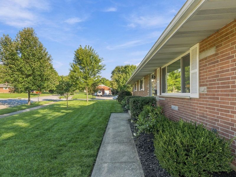 436 Potawatomi Drive, Westerville, OH 43081 Photo 4