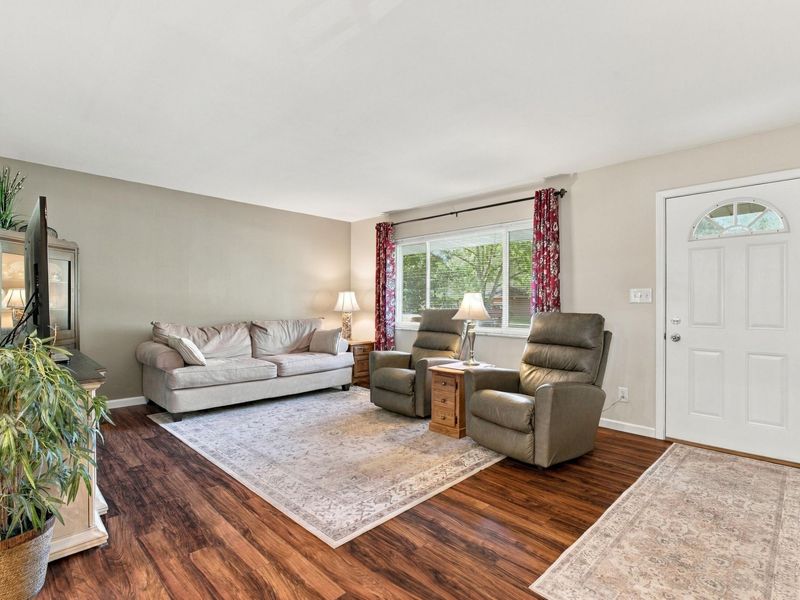 436 Potawatomi Drive, Westerville, OH 43081 Photo 6