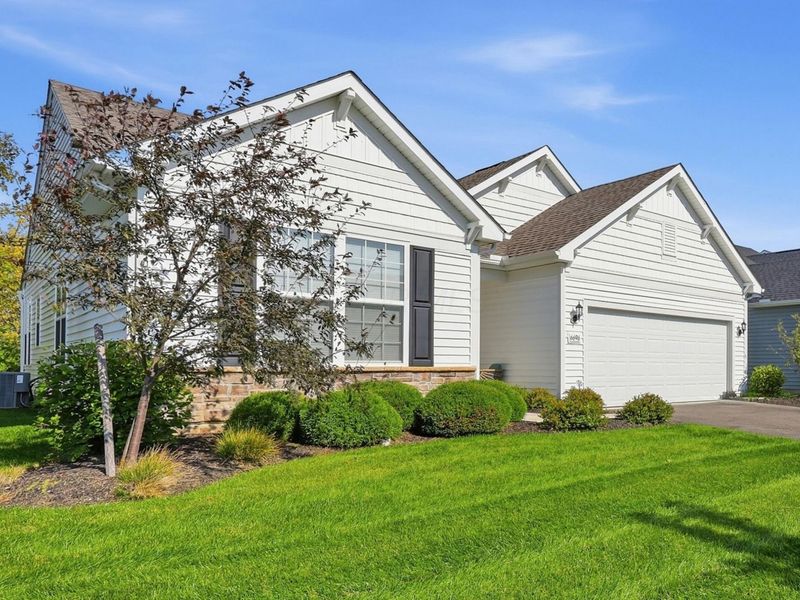 6696 Cat Singer Circle N, Hilliard, OH 43026 Photo 2