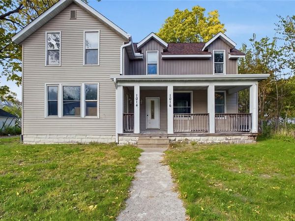 1014 Summit Street, Unit 2, Eau Claire, WI 54703