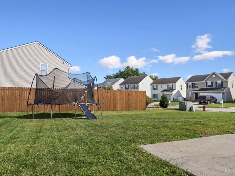 6051 Marsh Circle, Goshen Township, OH 45140 Photo 10