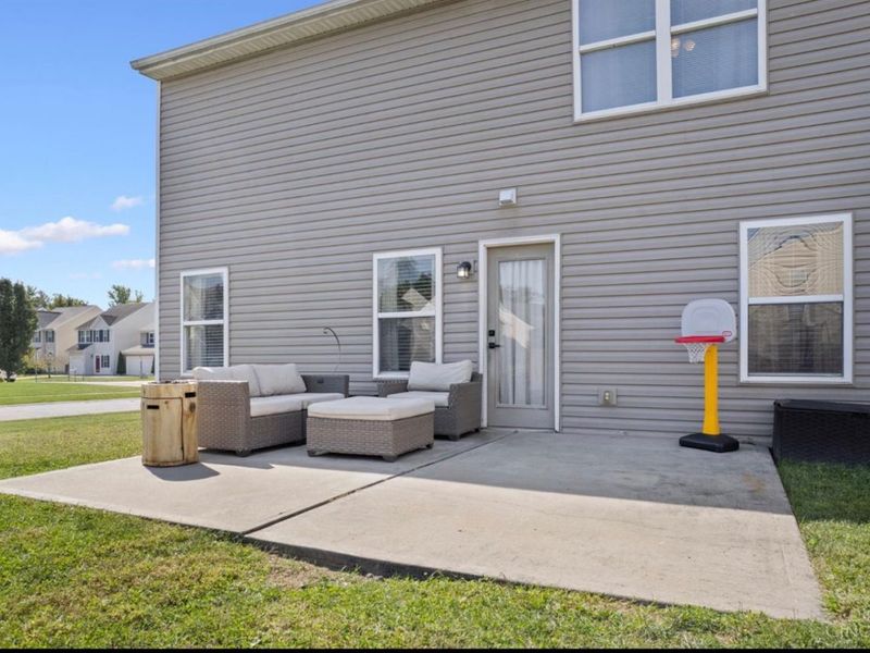 6051 Marsh Circle, Goshen Township, OH 45140 Photo 8