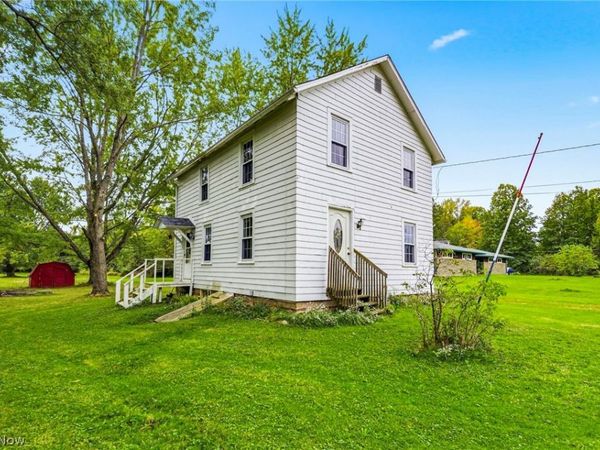8646 Billings Road , Kirtland, OH 44094
