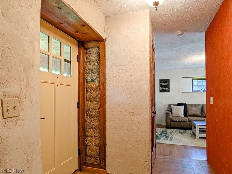 181 N Maple Street, Akron, OH 44304 Photo 6