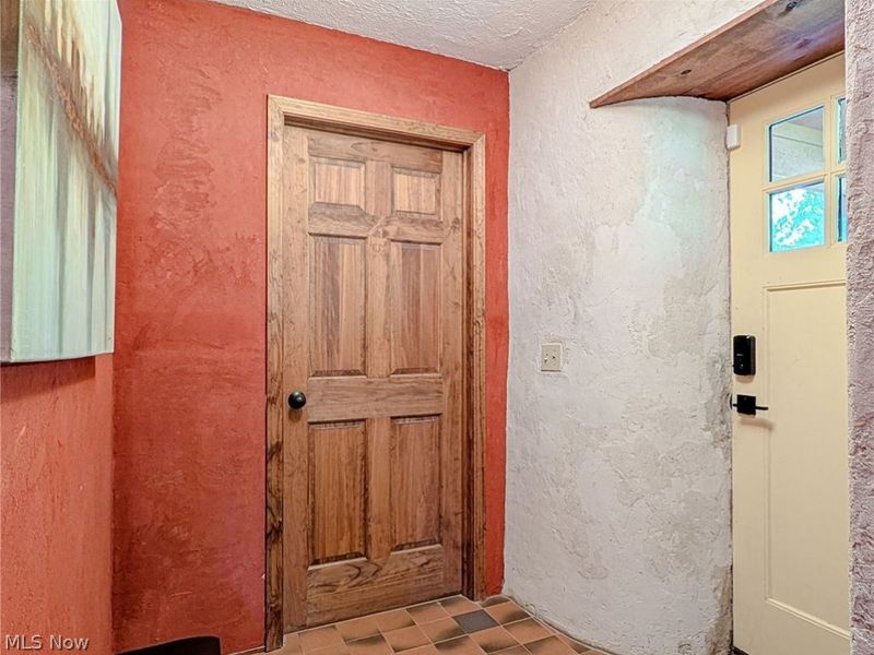 181 N Maple Street, Akron, OH 44304 Photo 7