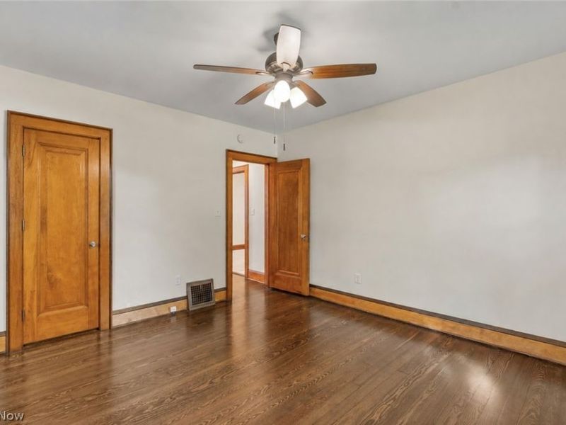 127 Bonnett Street SW, North Canton, OH 44720 Photo 19
