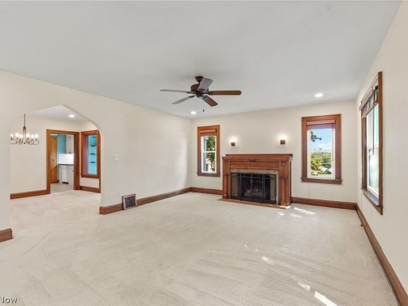 127 Bonnett Street SW, North Canton, OH 44720 Photo 4