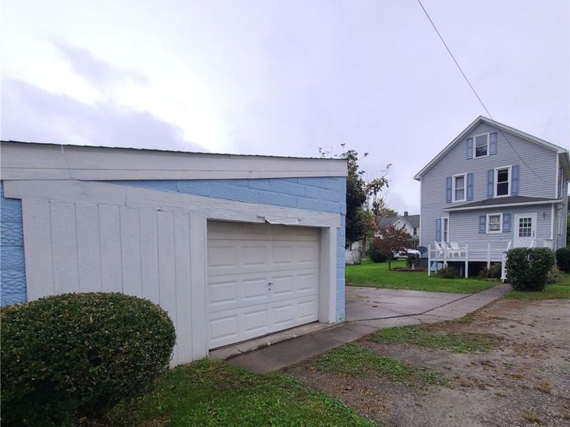 109 Sycamore Street, Adena, OH 43901 Photo 38