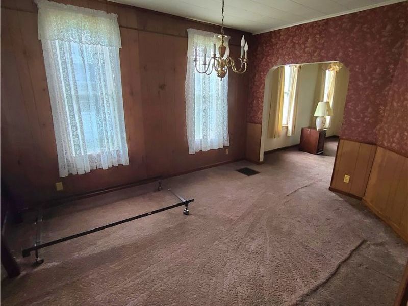 109 Sycamore Street, Adena, OH 43901 Photo 9