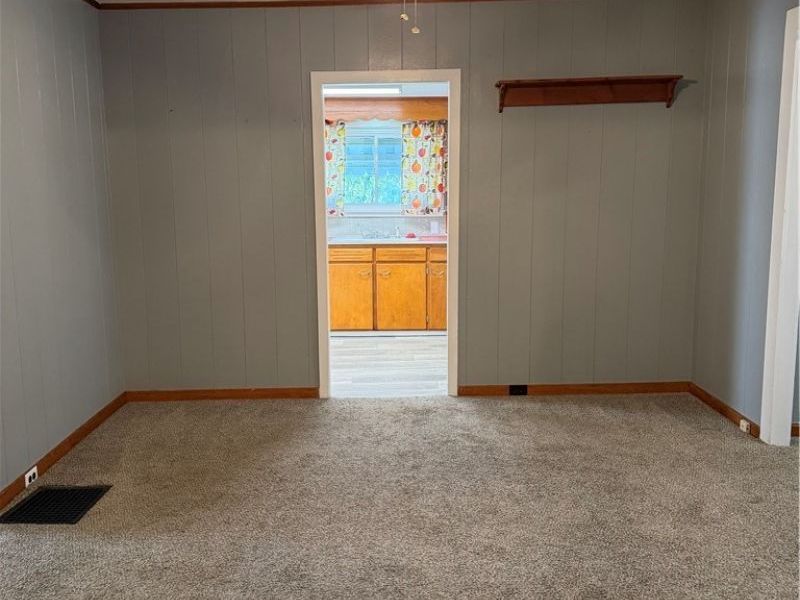 413 E Church Street, Woodsfield, OH 43793 Photo 21