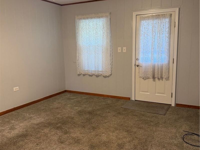 413 E Church Street, Woodsfield, OH 43793 Photo 6