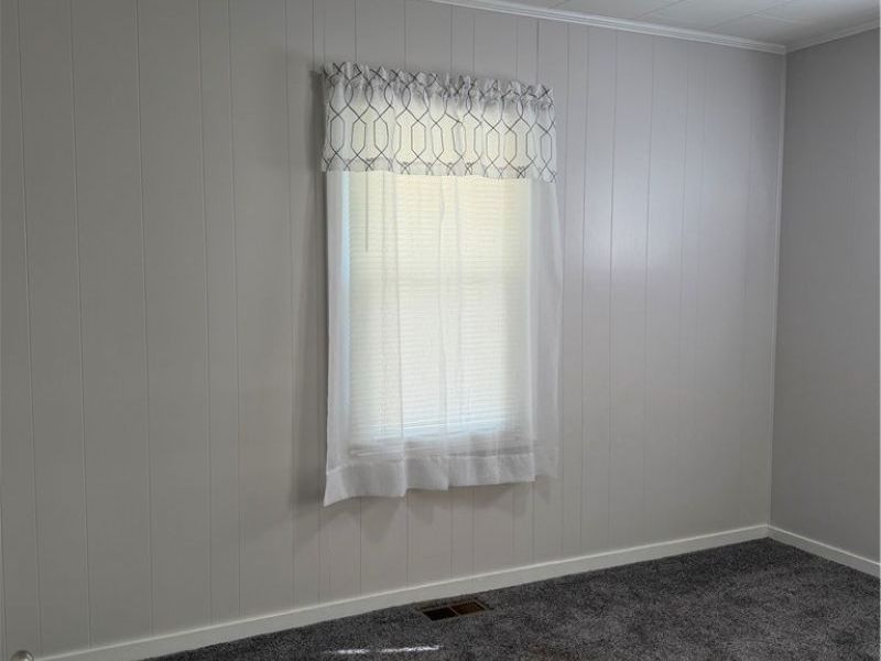 413 E Church Street, Woodsfield, OH 43793 Photo 9