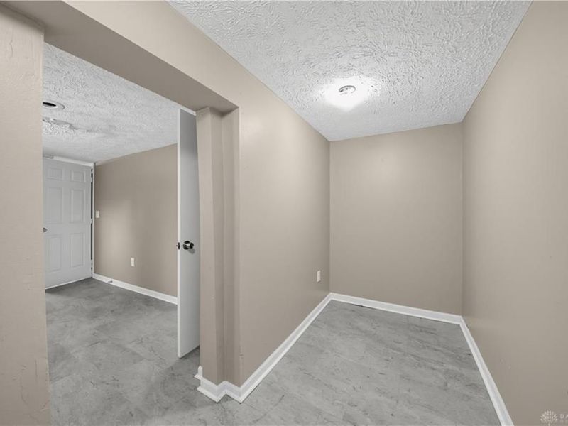 1323 Eastview Drive, Fairborn, OH 45324 Photo 11