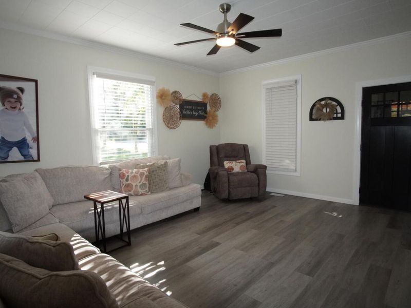210 E Mechanic Street, Wapakoneta, OH 45895 Photo 11