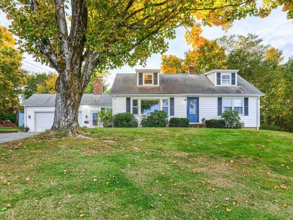14 Summit Ter, North Brookfield, MA 01535