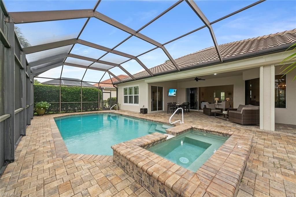 11918 Heather Woods Ct, Naples, FL 34120 Photo