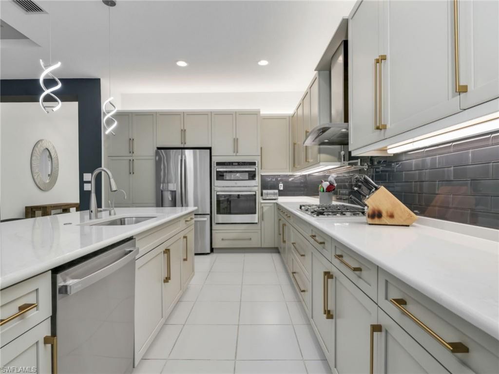 12239 Bonnet Dr , Naples, FL 34120 Photo