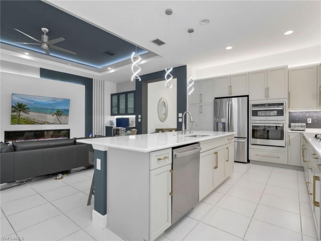 12239 Bonnet Dr , Naples, FL 34120 Photo