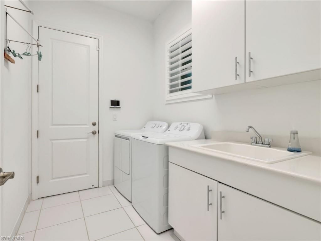12239 Bonnet Dr , Naples, FL 34120 Photo