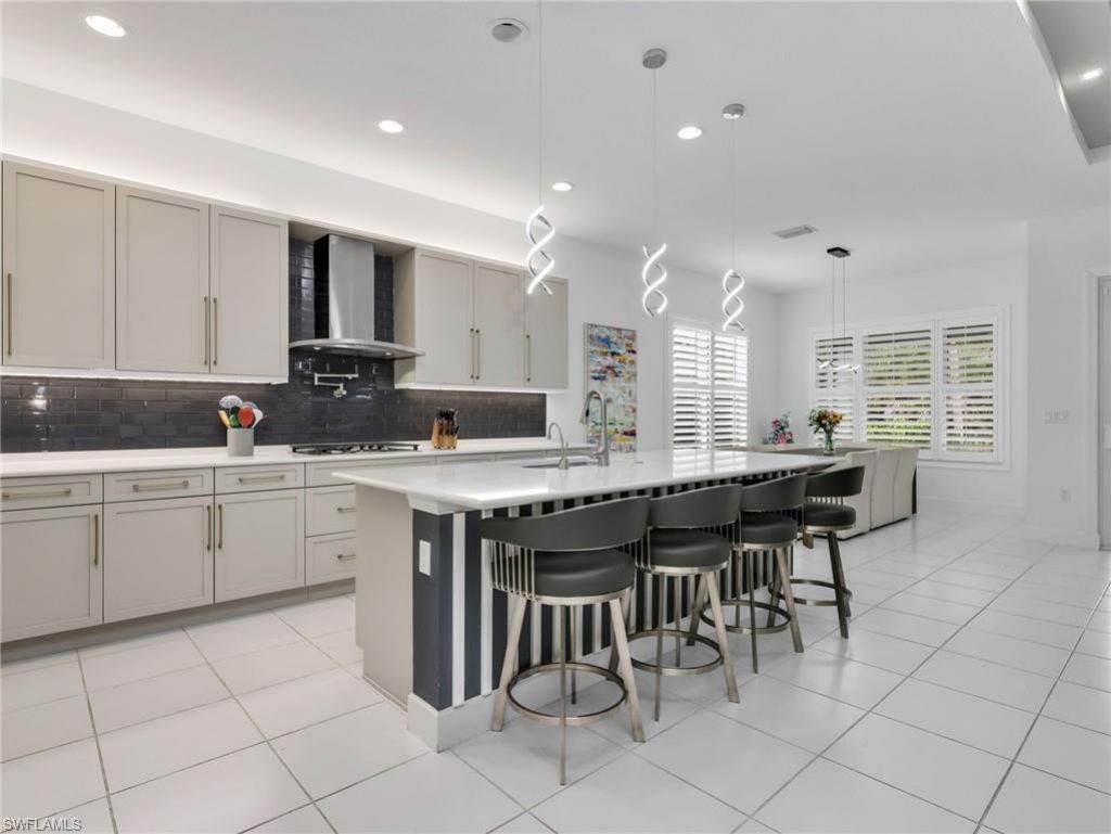 12239 Bonnet Dr , Naples, FL 34120 Photo