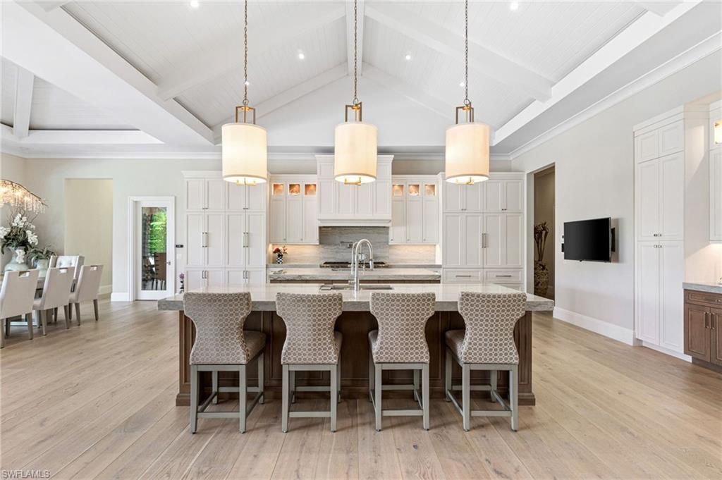 385 Colony Dr , Naples, FL 34108 Photo