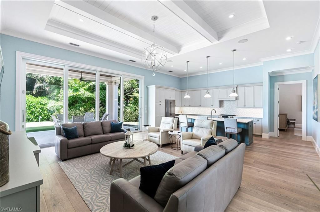 385 Colony Dr , Naples, FL 34108 Photo