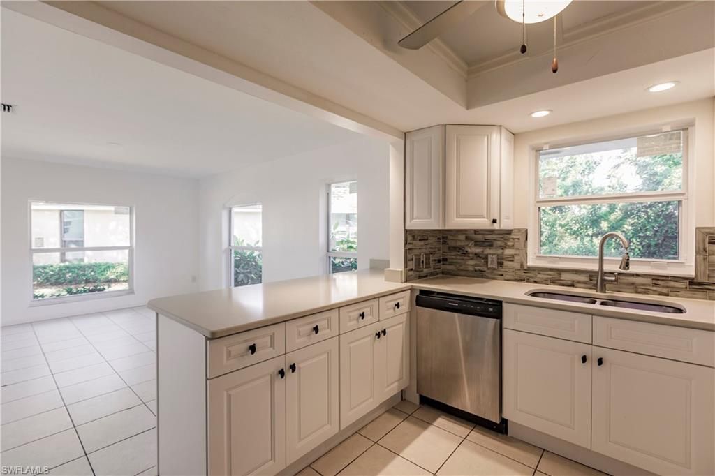 217 Yorkshire Ct , Unit 2, Naples, FL 34112 Photo