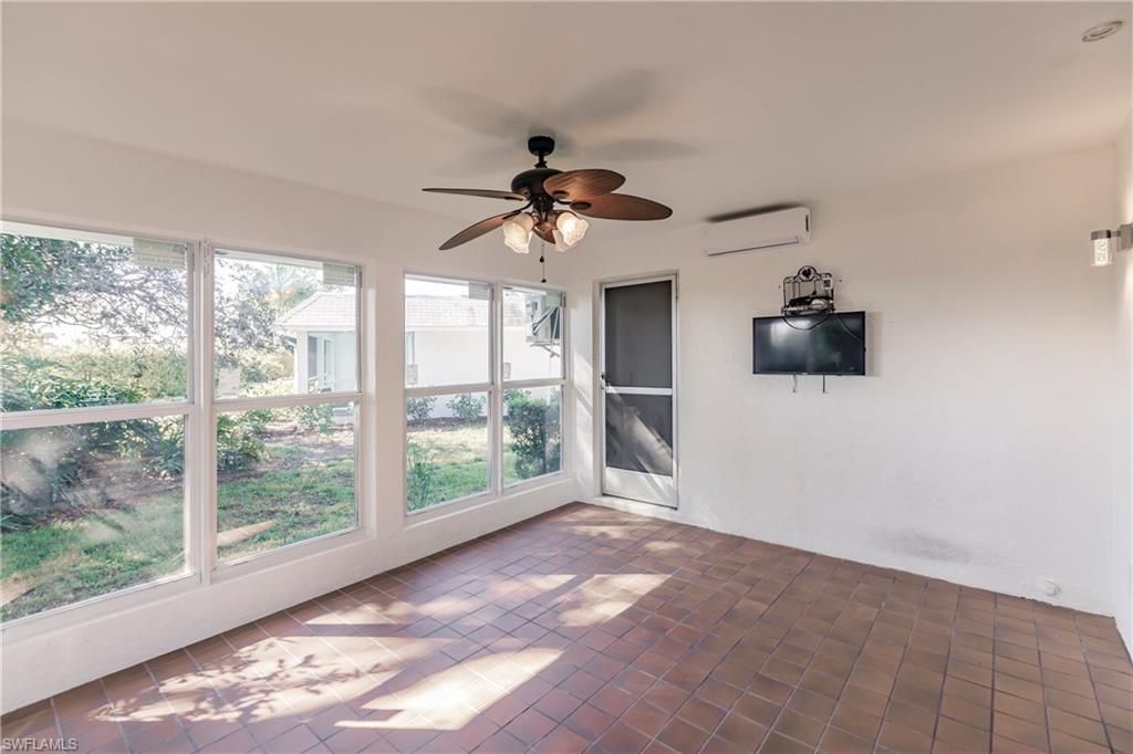 217 Yorkshire Ct , Unit 2, Naples, FL 34112 Photo