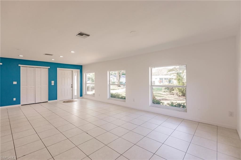217 Yorkshire Ct , Unit 2, Naples, FL 34112 Photo