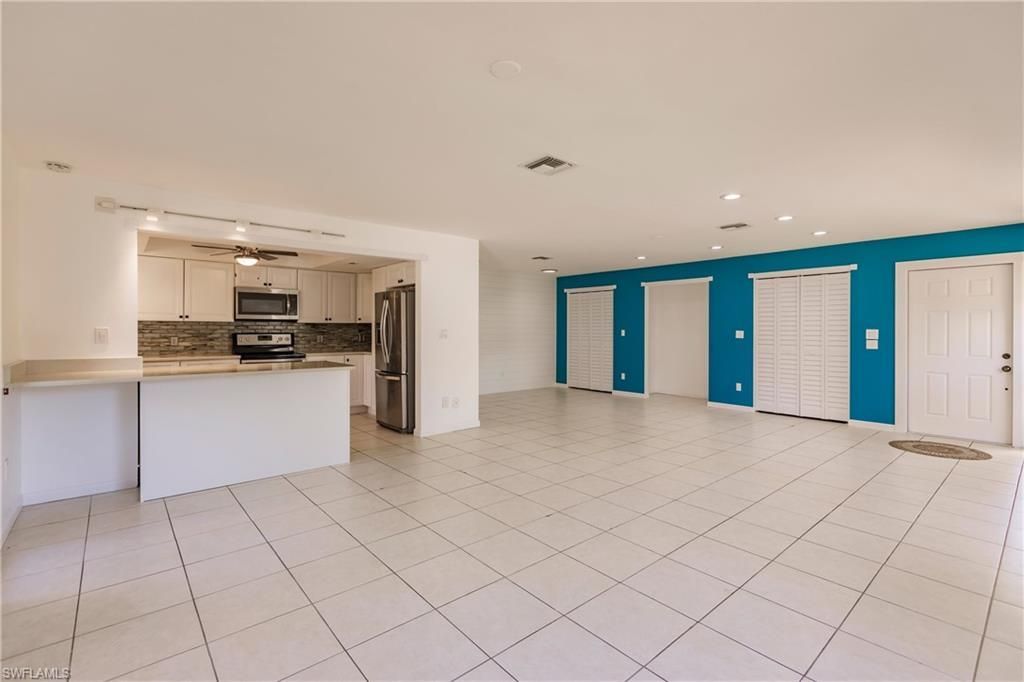 217 Yorkshire Ct , Unit 2, Naples, FL 34112 Photo