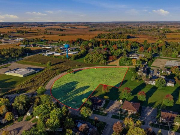E Morning Glory Drive, Clintonville, WI 54929