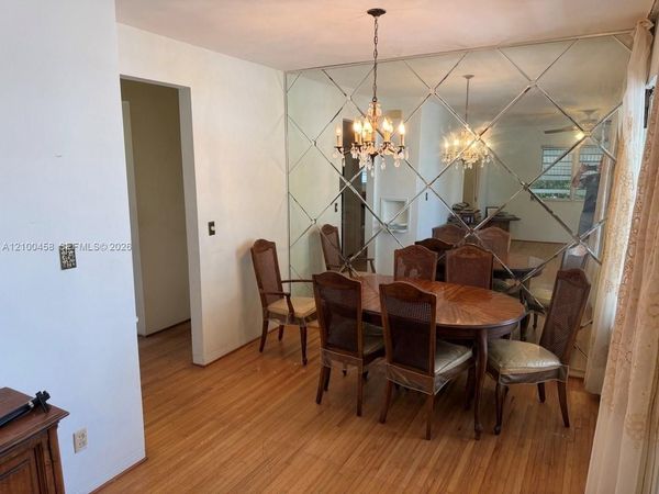 7915 Byron Ave , Unit 4, Miami Beach, FL 33141