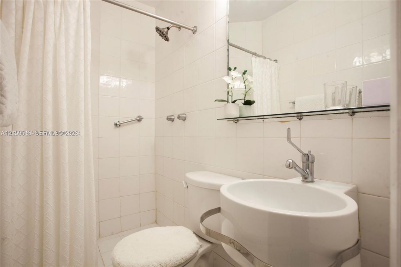 Please Call For Address, Unit 1, Miami Beach, FL 33140 Photo