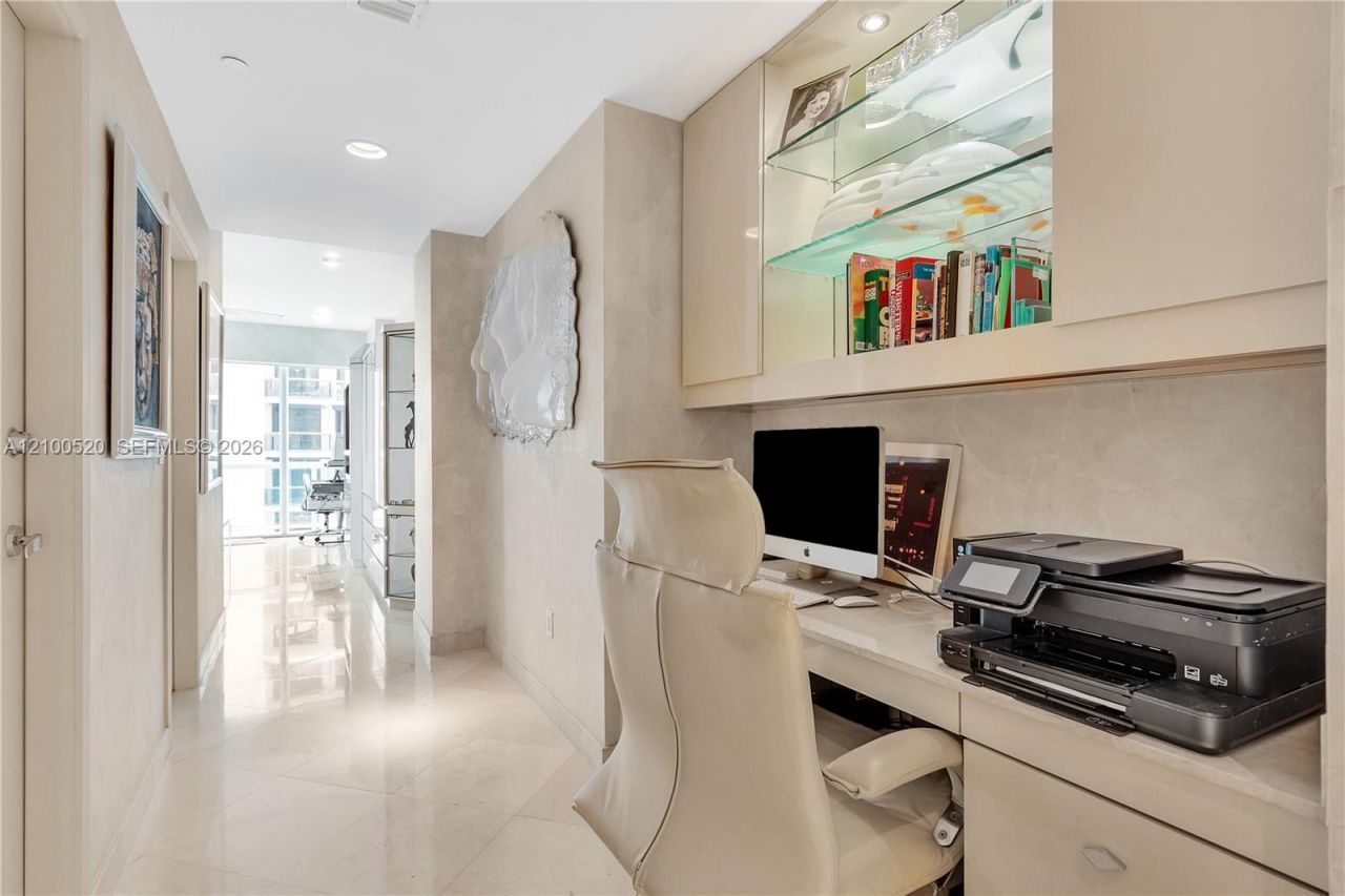 10101 Collins Ave , Unit 11D +Caban, Bal Harbour, FL 33154 Photo