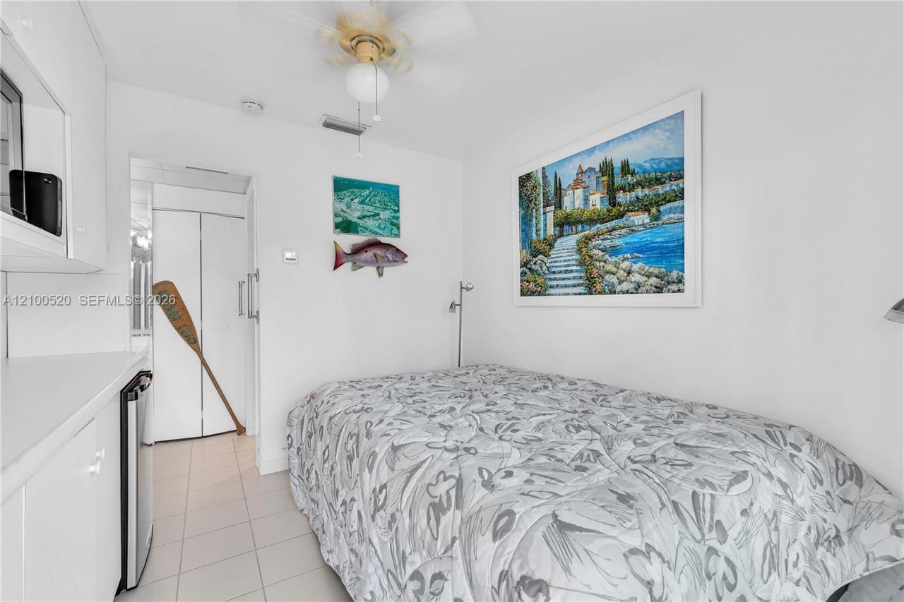 10101 Collins Ave , Unit 11D +Caban, Bal Harbour, FL 33154 Photo